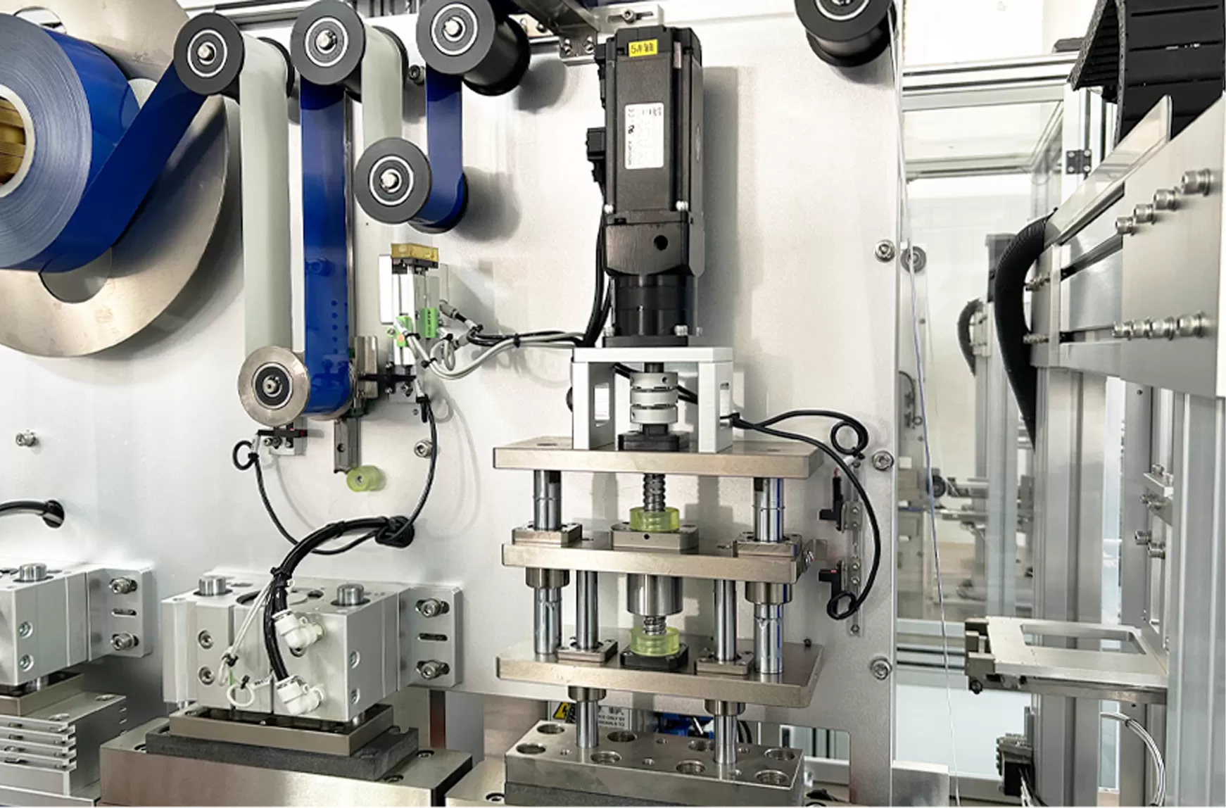 Material Compatibility Testing & Equipment Parameter Matching