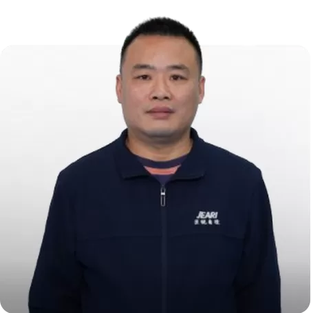 Production Floor Supervisor – He Zhaohan